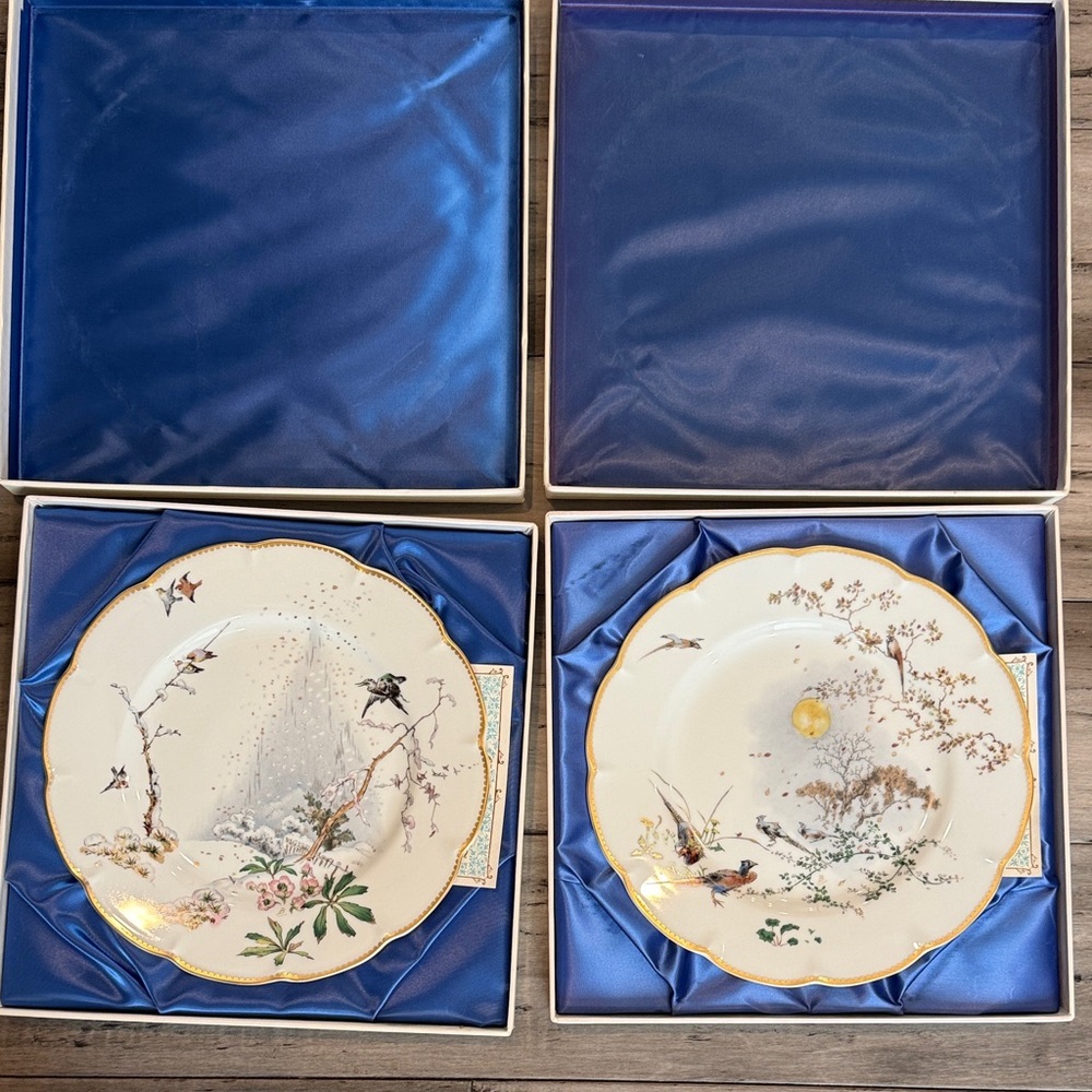 Decorative Blue-Accented Porcelain Plate Set - Floral & Bird Motifs - Picture 9 of 16